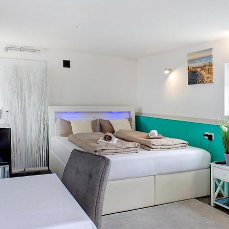 Spawo Mit Sauna Und Whirpool Pfullendorf Exterior foto